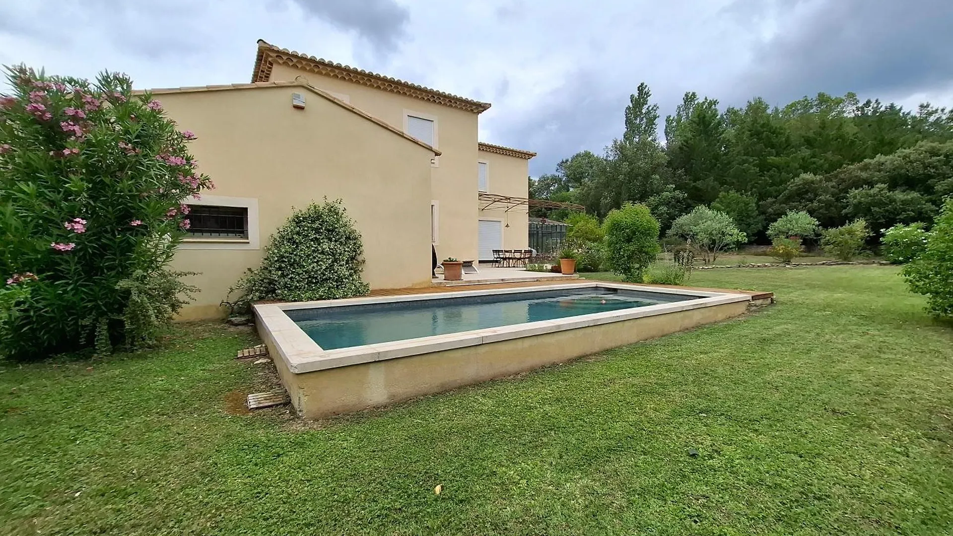 فيلة فيلا La Gloriette Saumane-de-Vaucluse